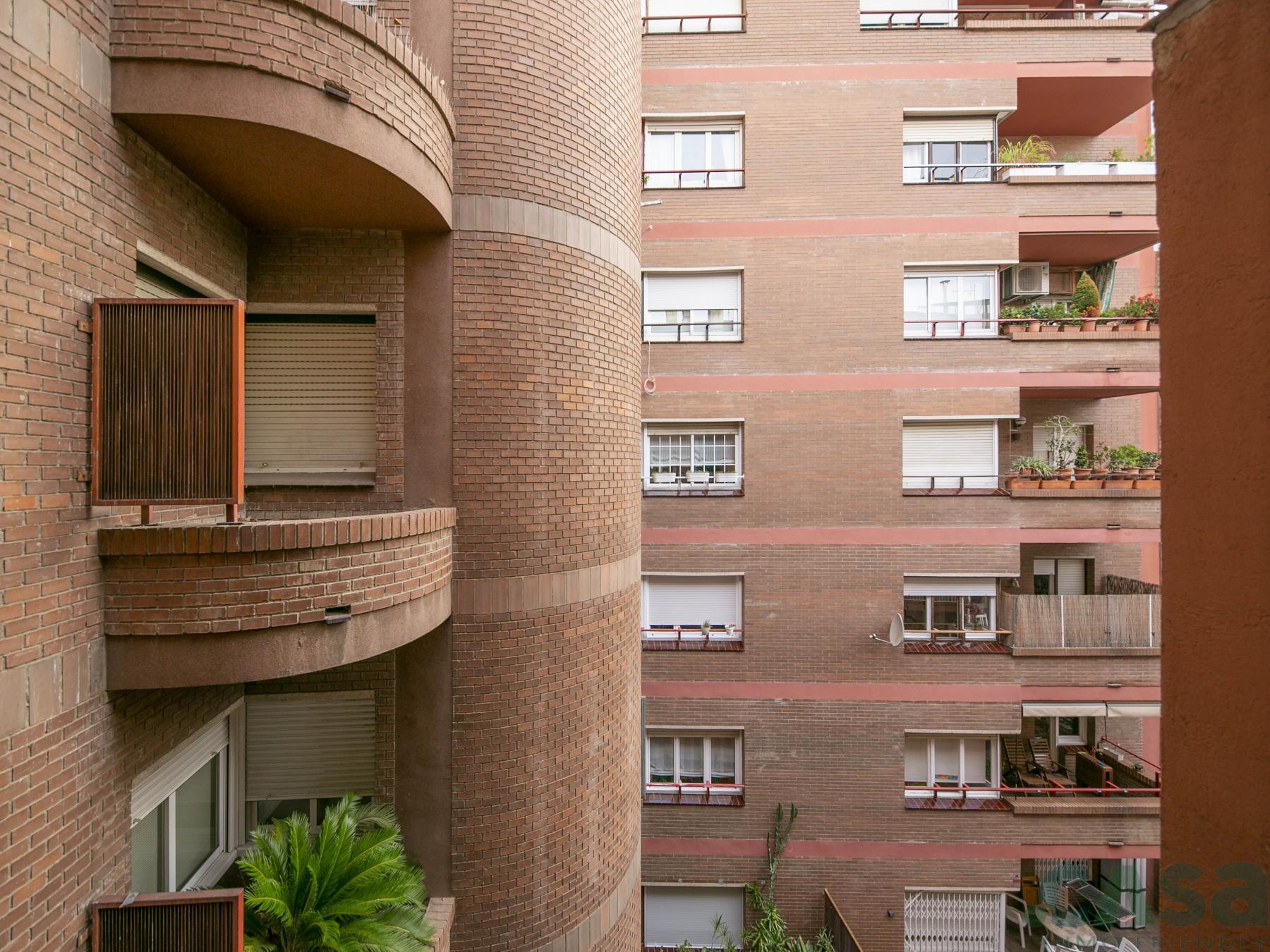 For sale of flat in Barcelona