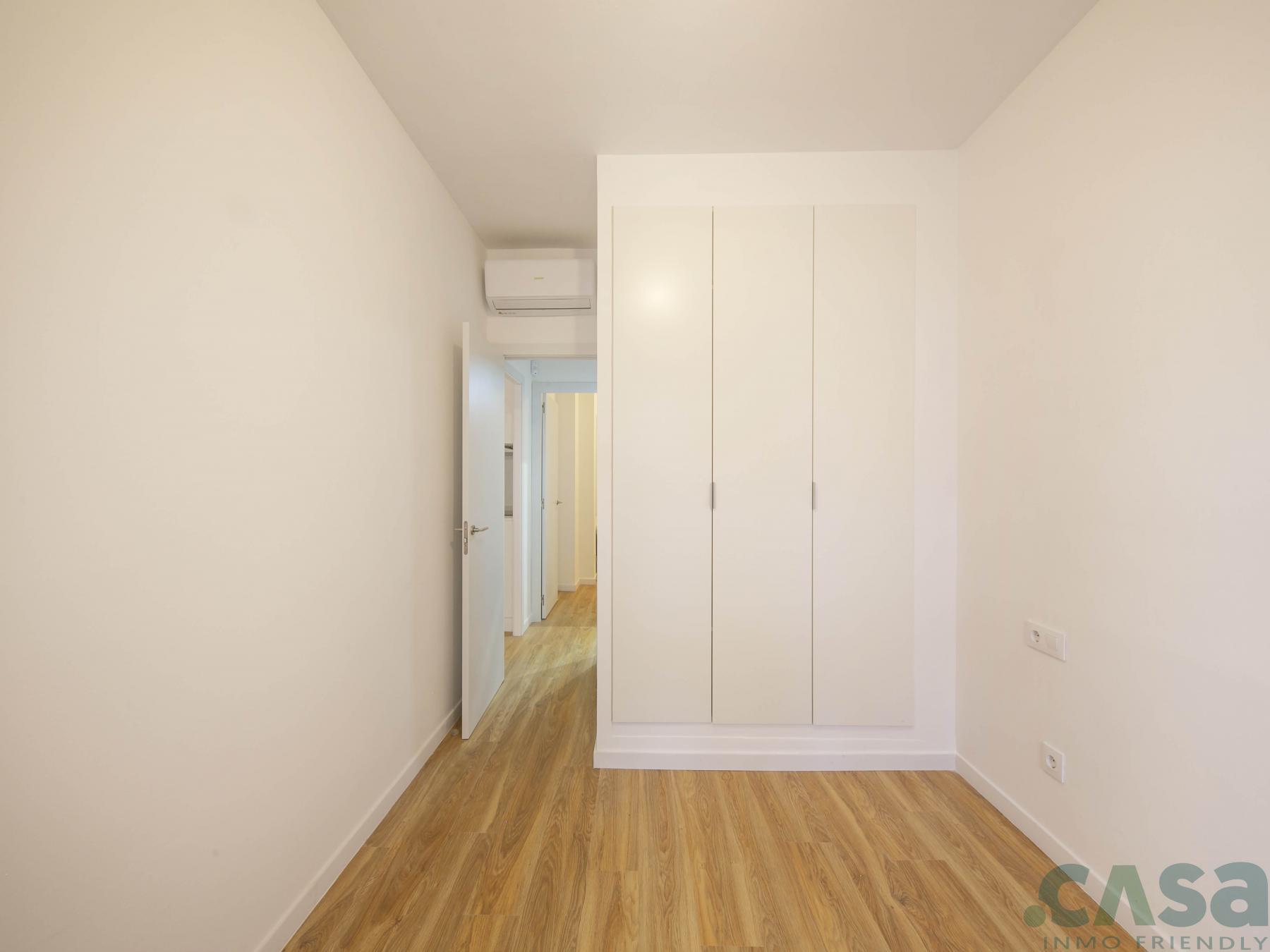 For sale of flat in Barcelona