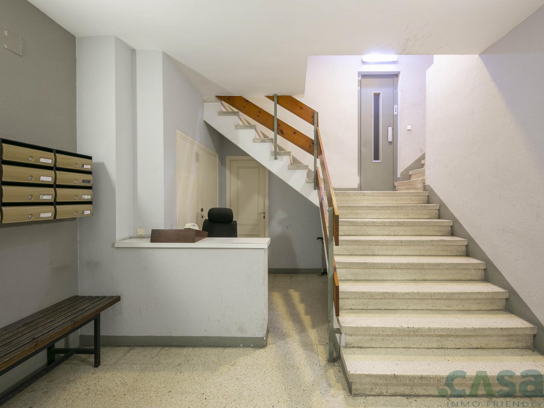 For sale of flat in Barcelona