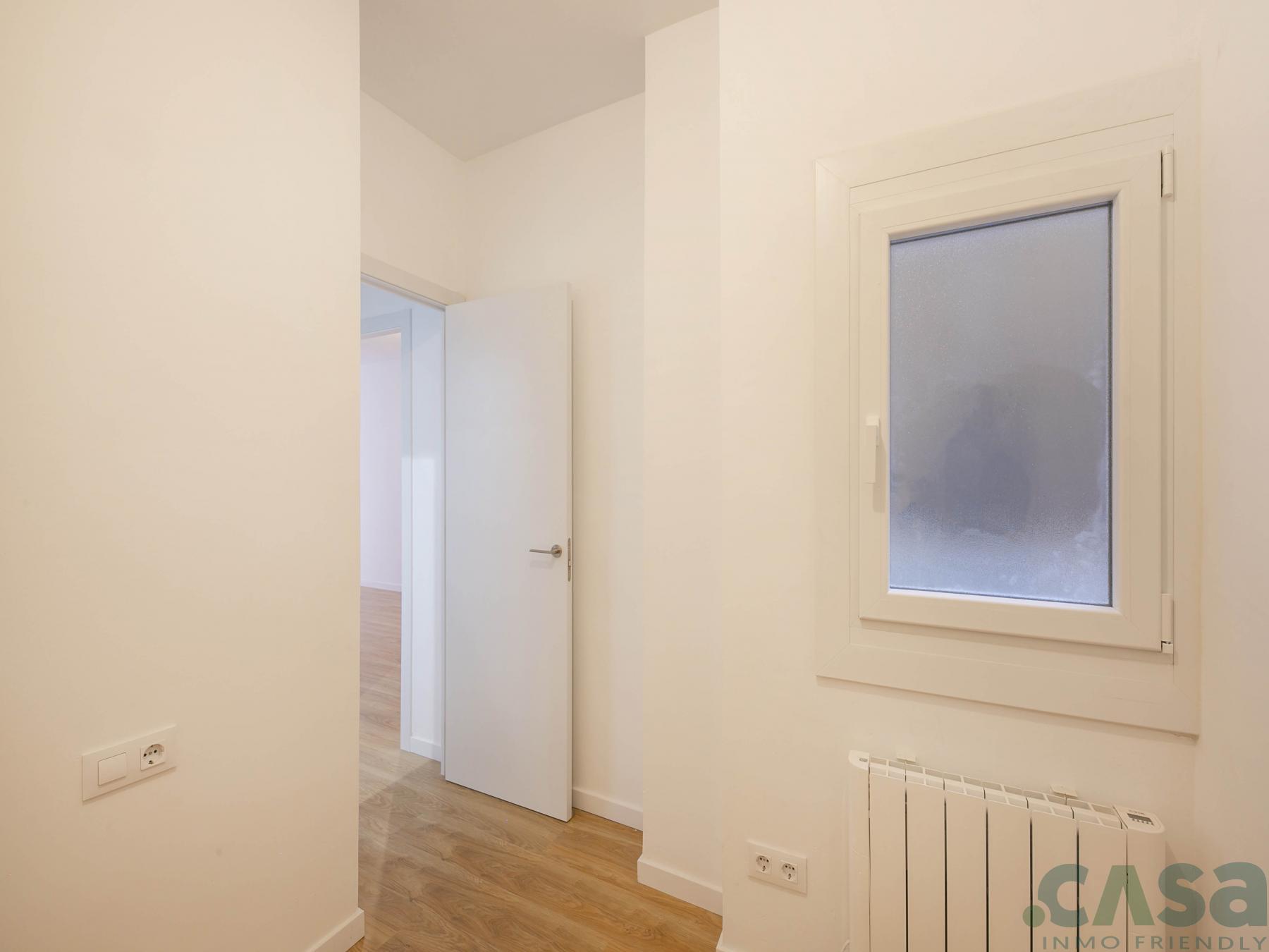 For sale of flat in Barcelona