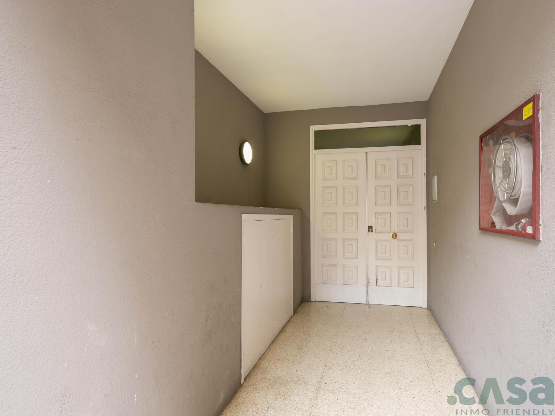 For sale of flat in Barcelona