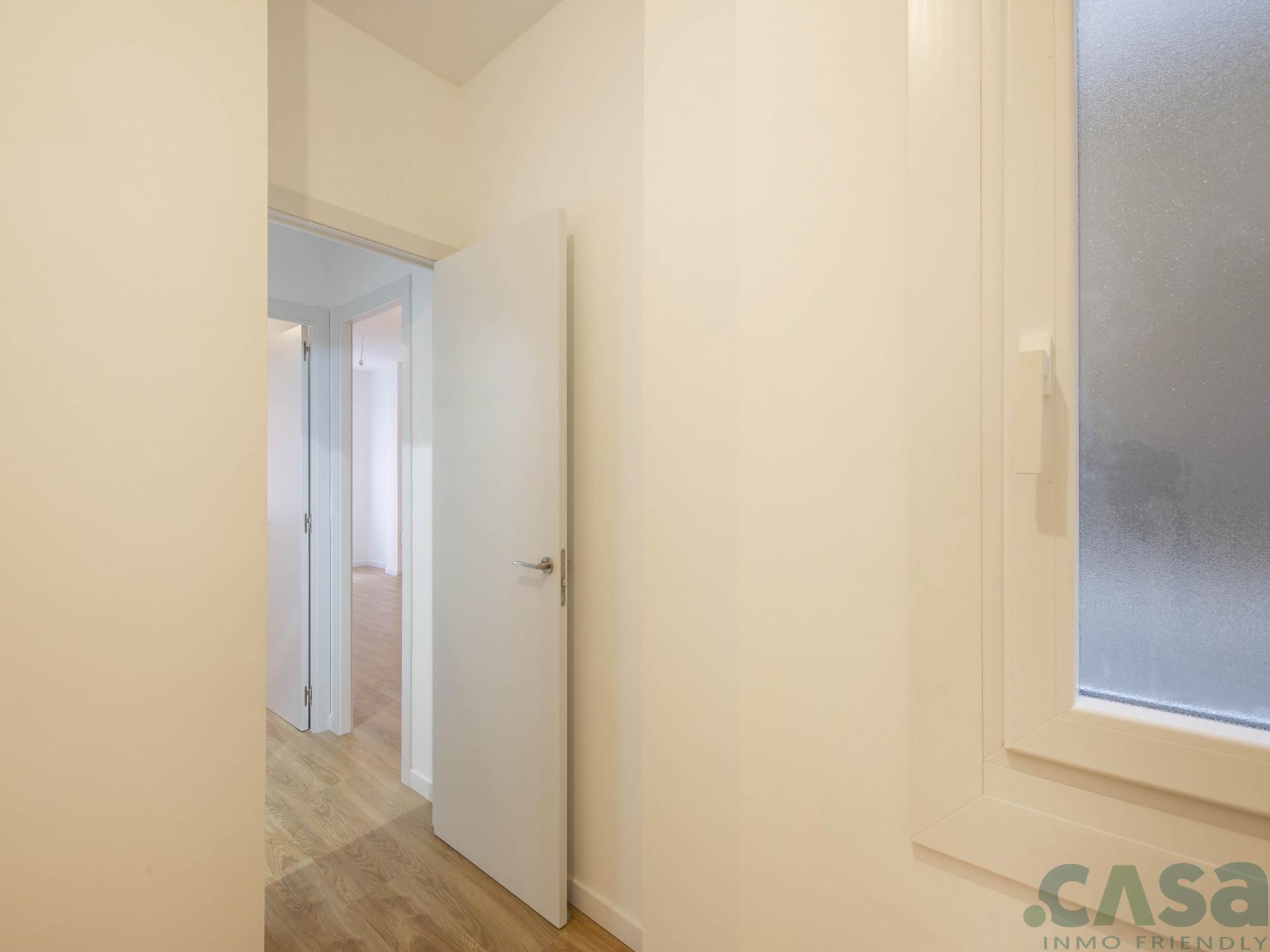For sale of flat in Barcelona