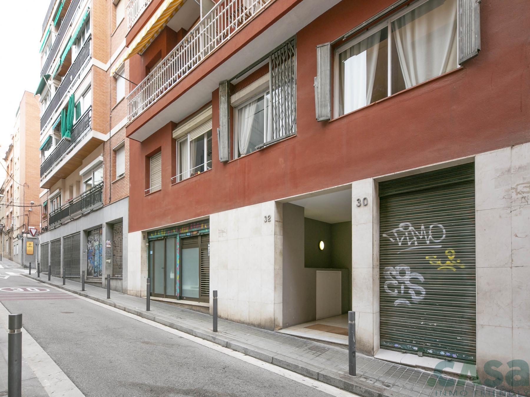 For sale of flat in Barcelona