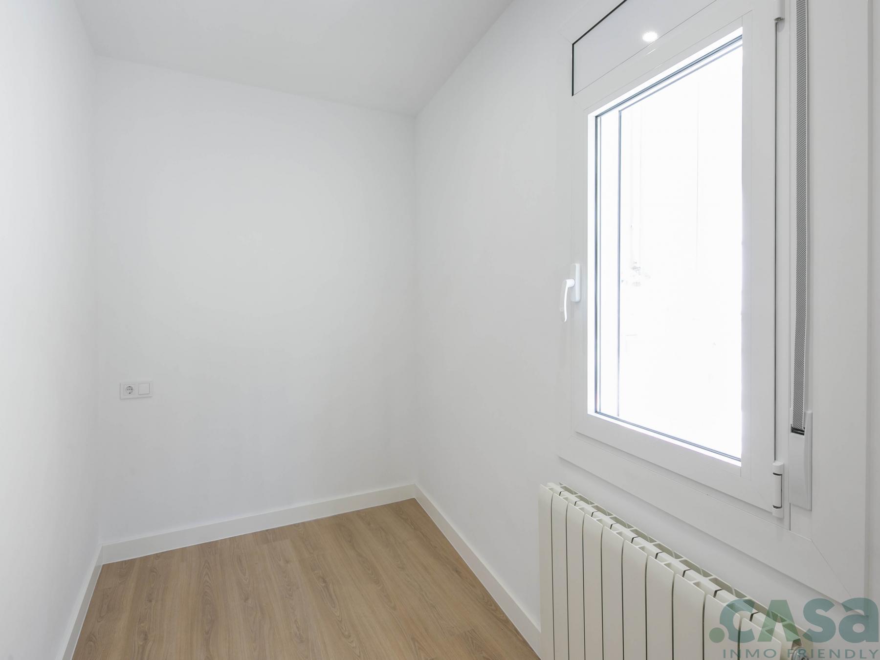 For sale of flat in Barcelona