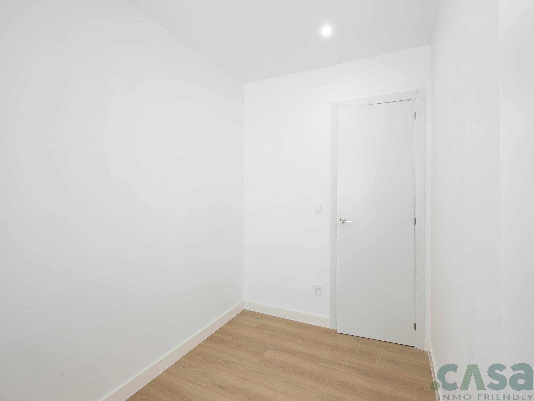For sale of flat in Barcelona
