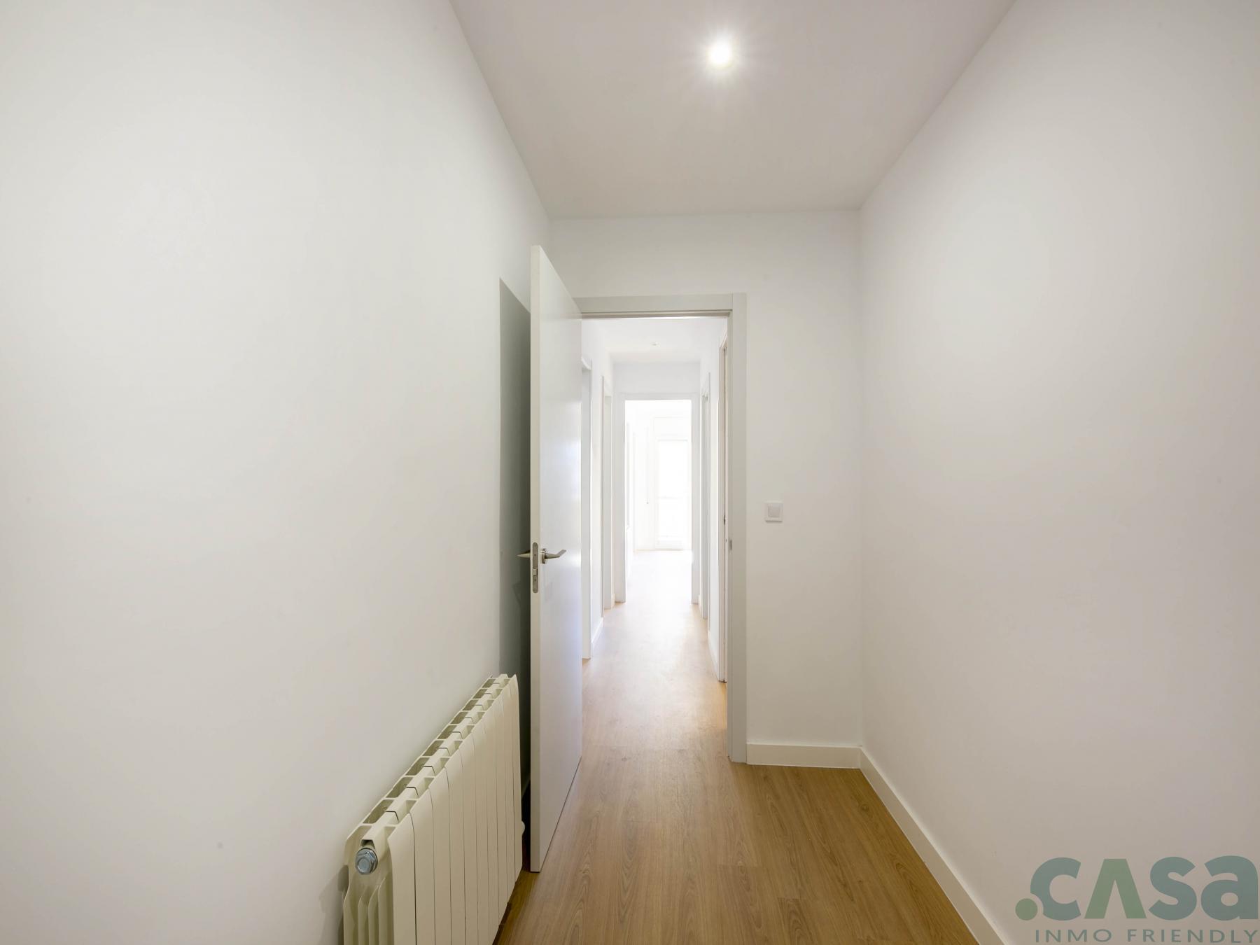 For sale of flat in Barcelona
