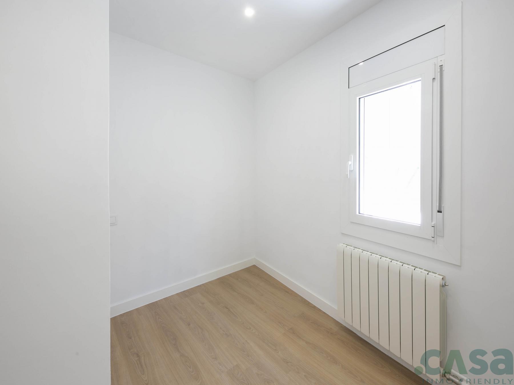 For sale of flat in Barcelona