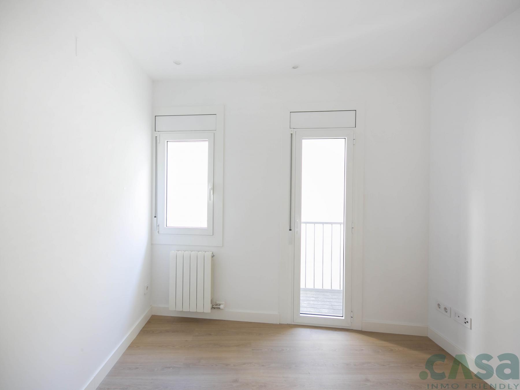 For sale of flat in Barcelona