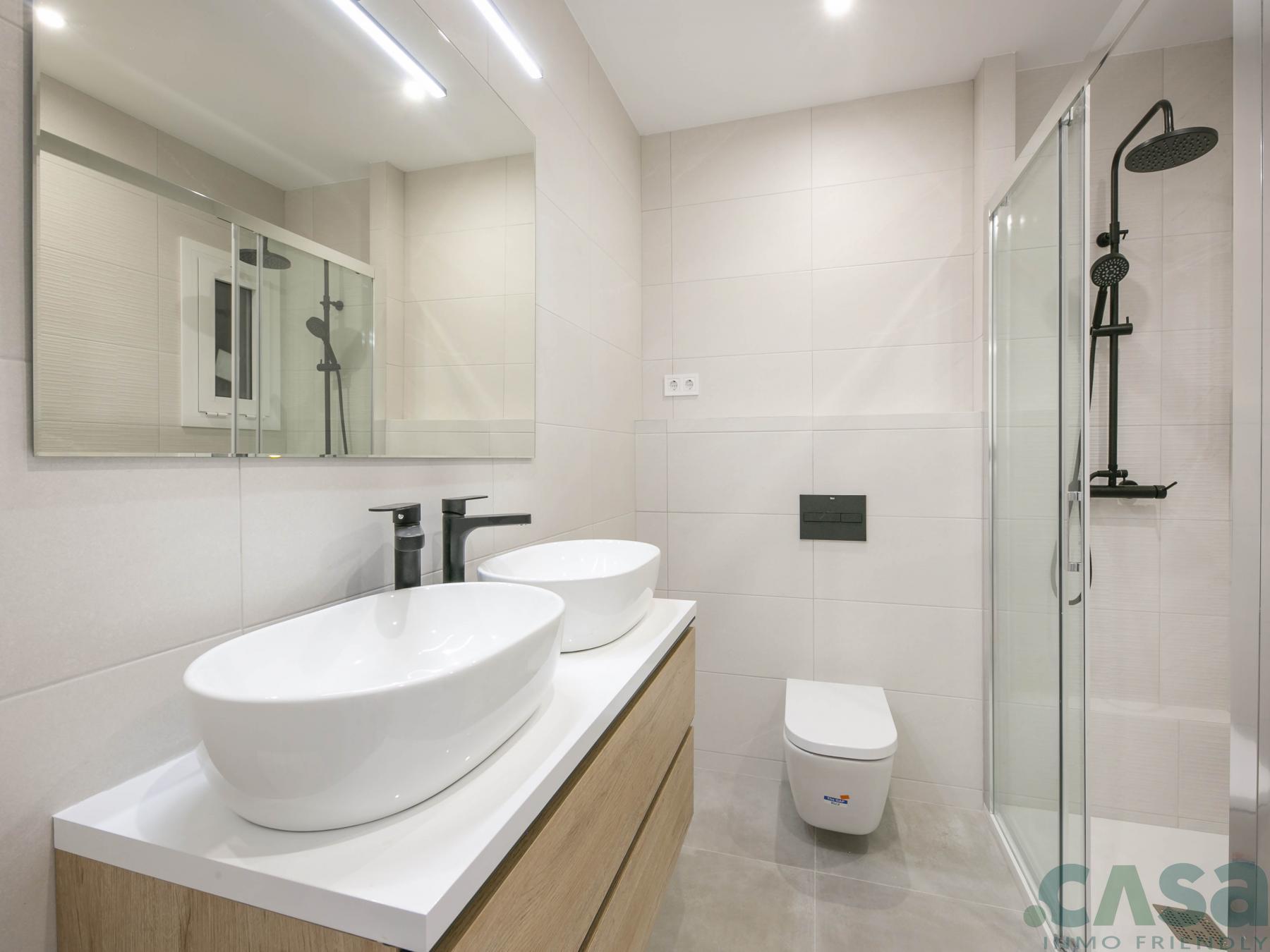 For sale of flat in Barcelona