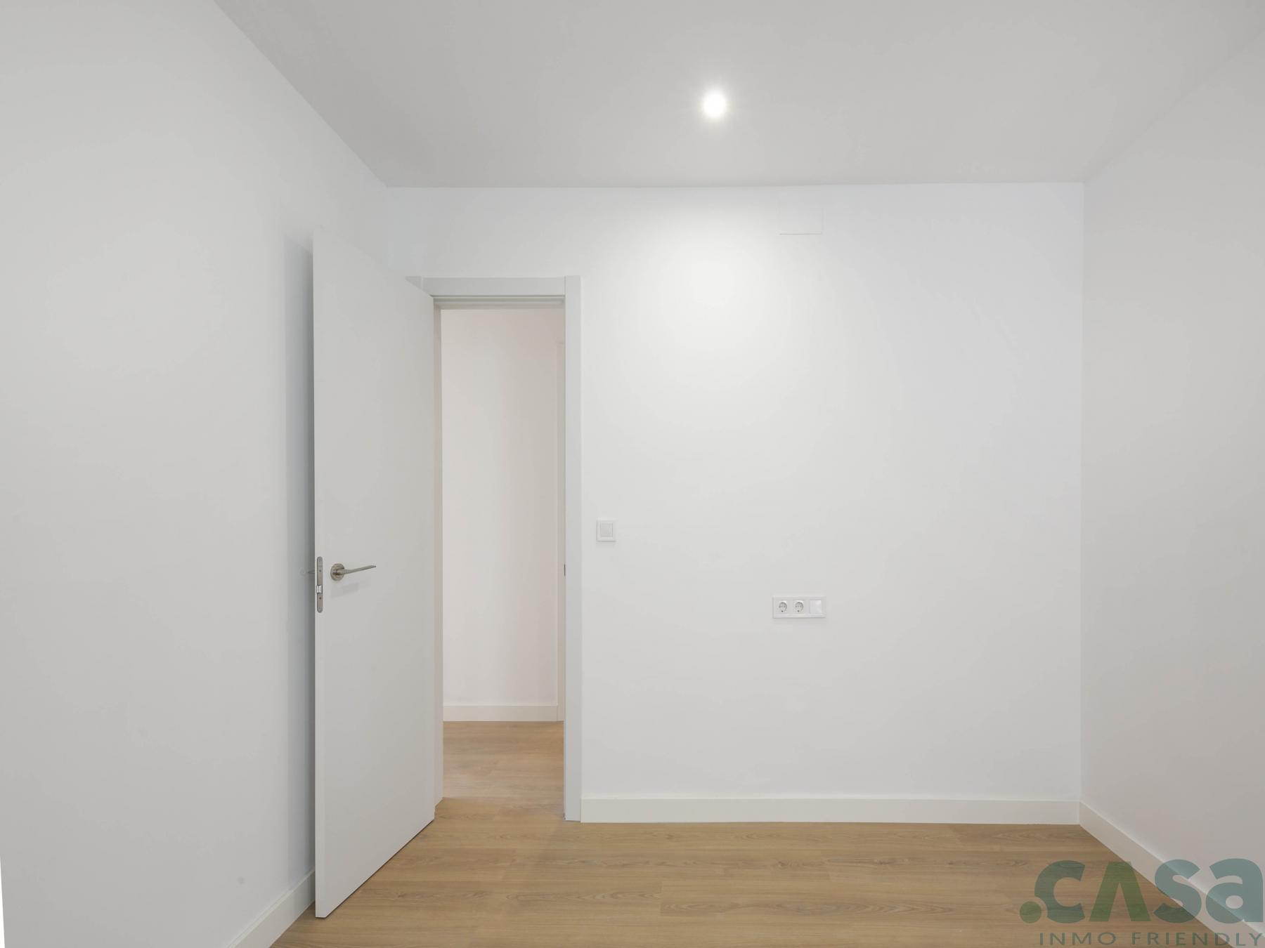 For sale of flat in Barcelona