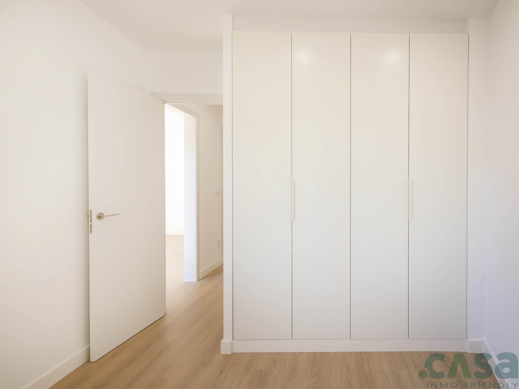 For sale of flat in Barcelona