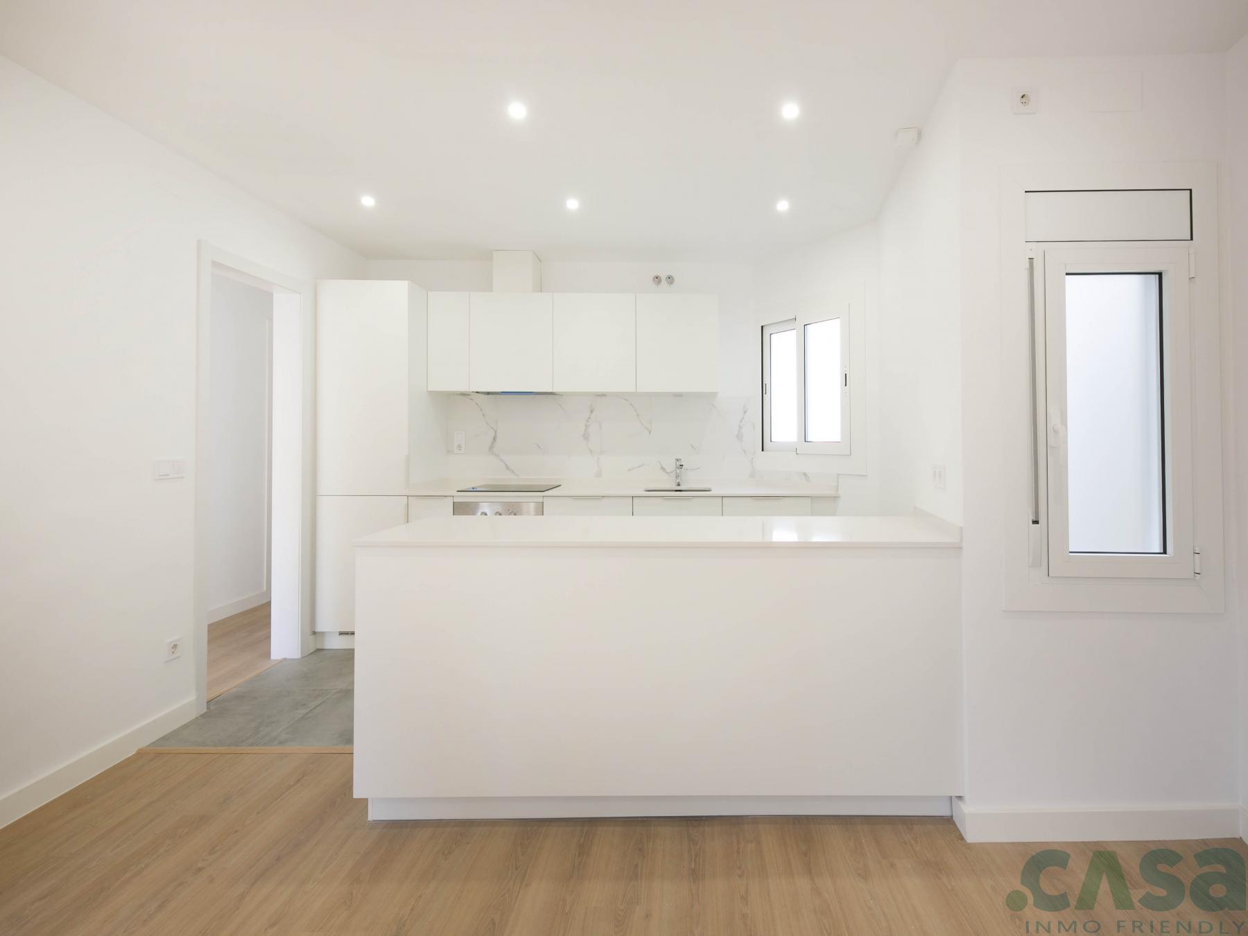 For sale of flat in Barcelona