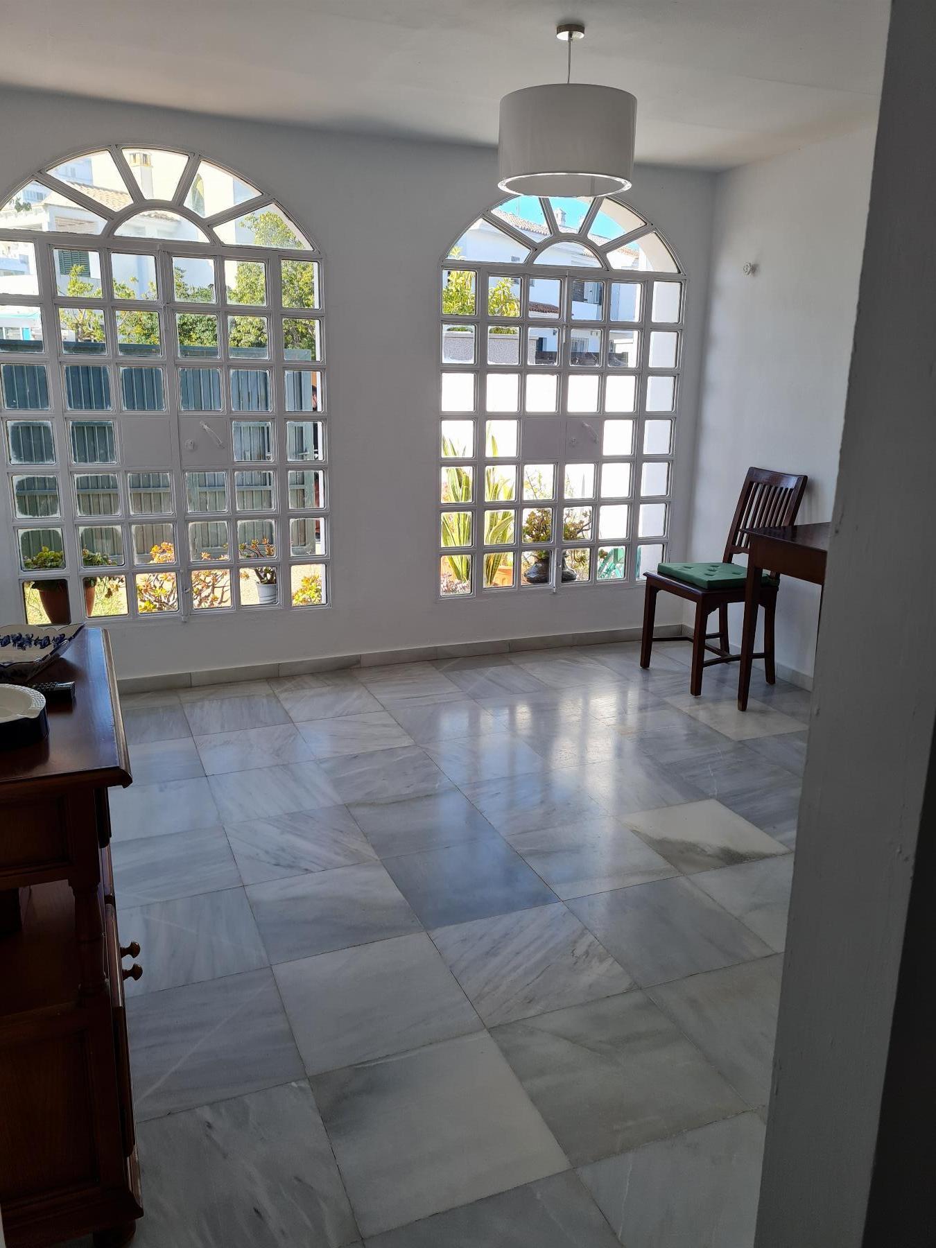 For rent of bungalow in El Puerto de Santa María
