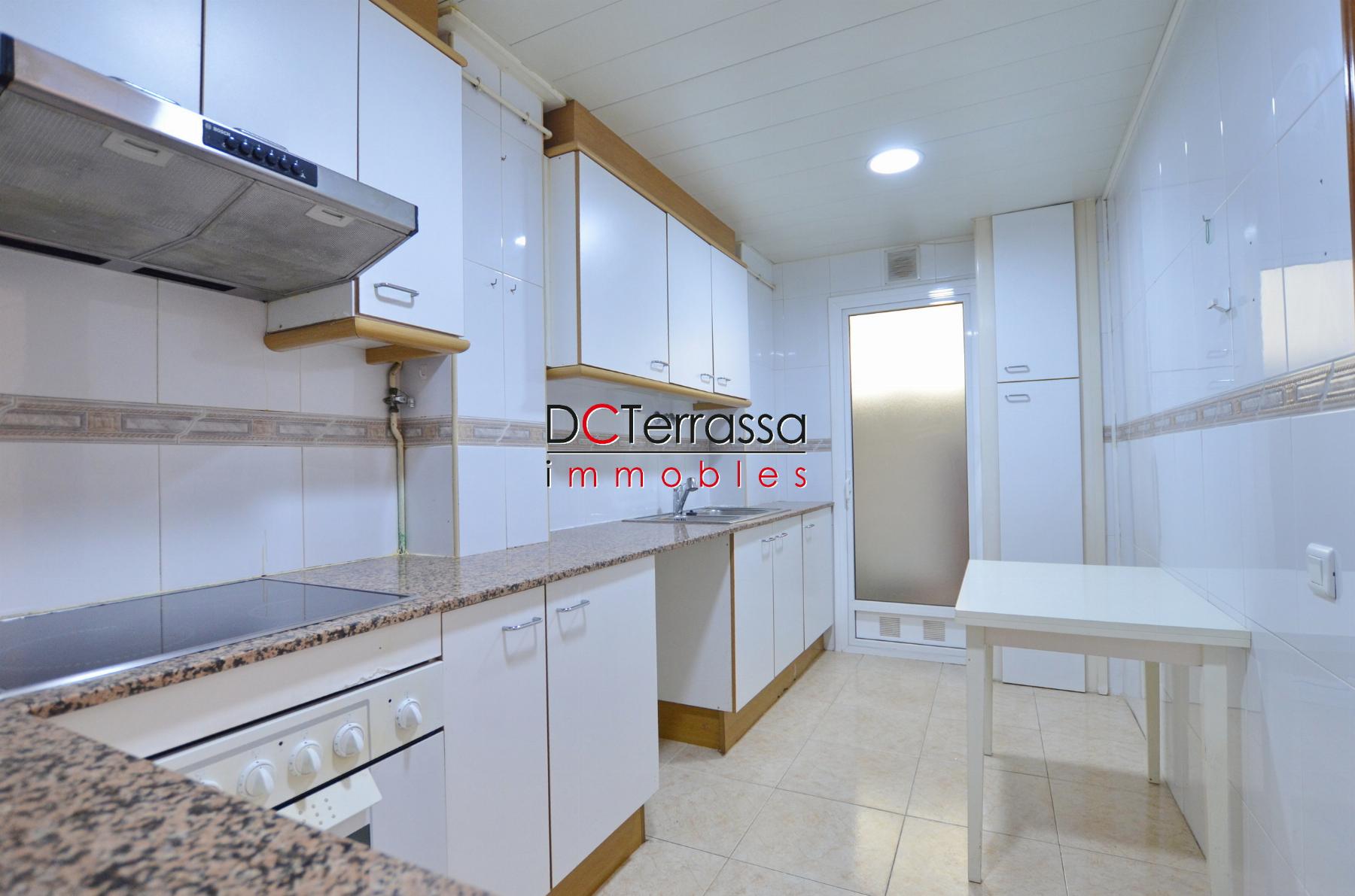 For sale of flat in Terrassa