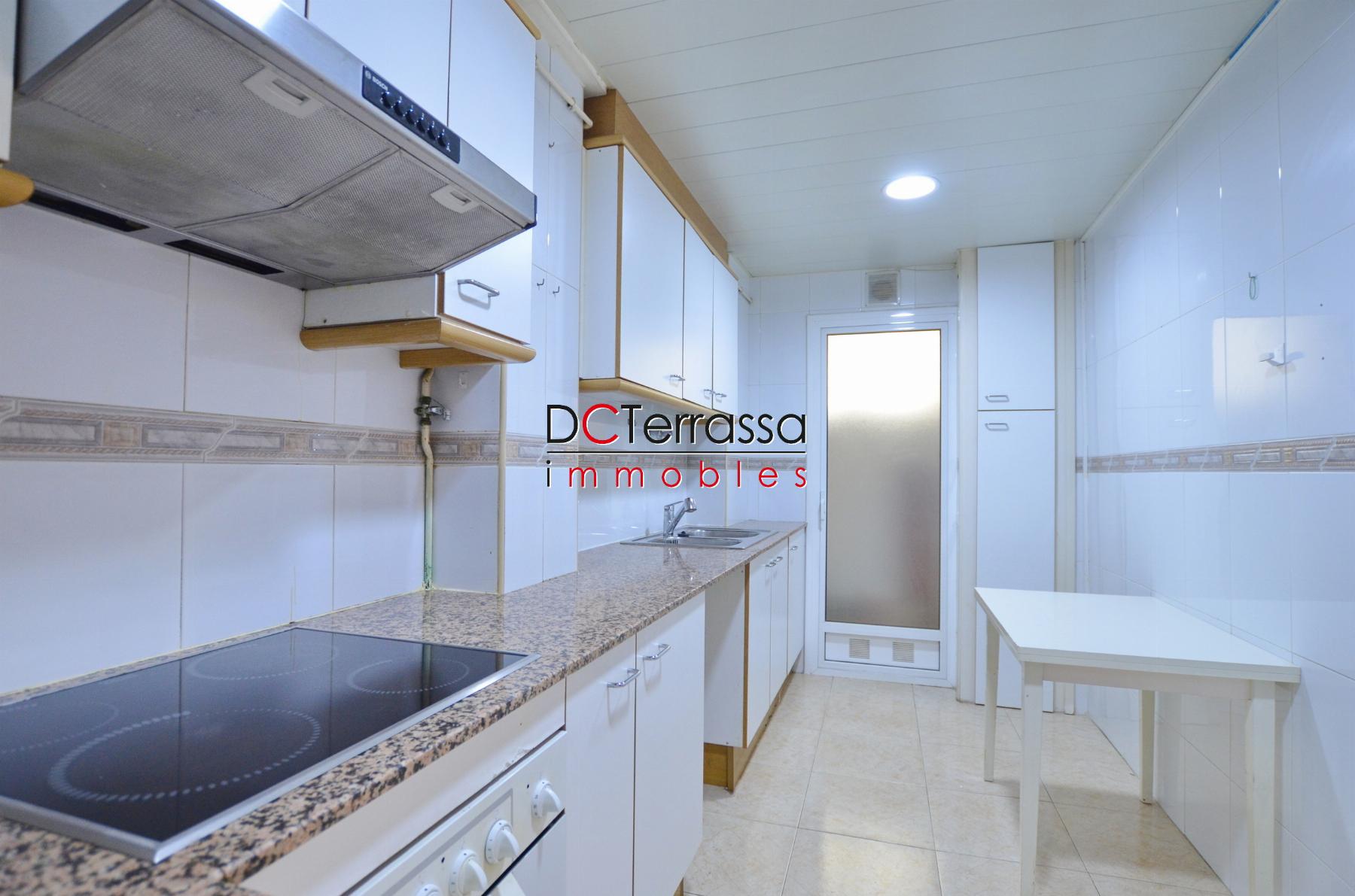 For sale of flat in Terrassa