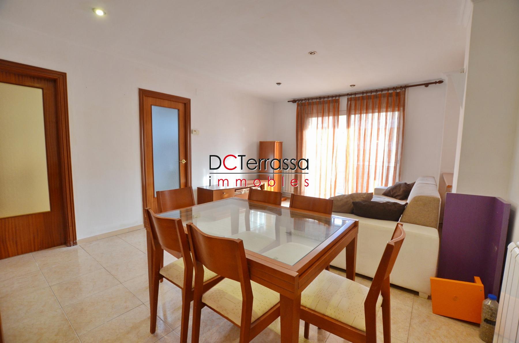 For sale of flat in Terrassa