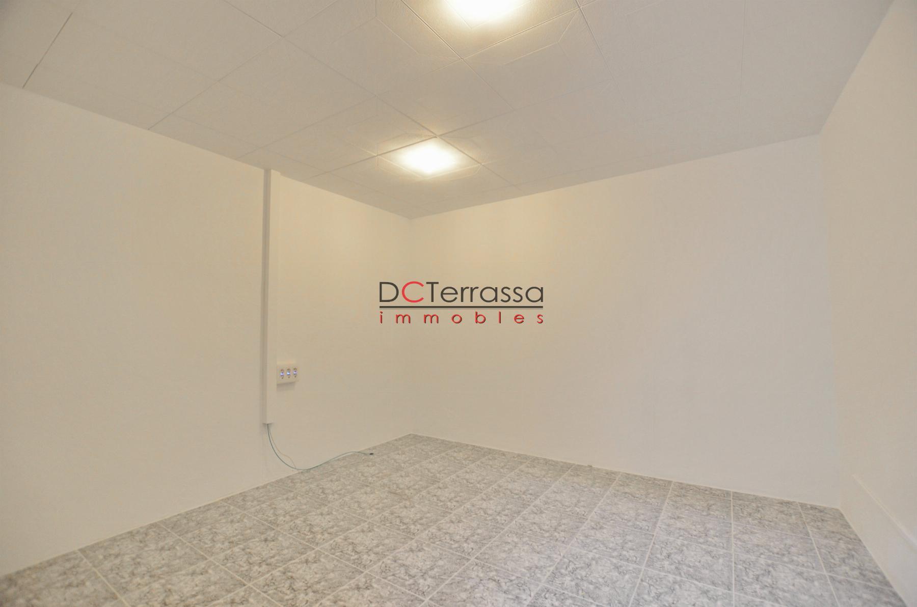 Venda de local comercial a Terrassa