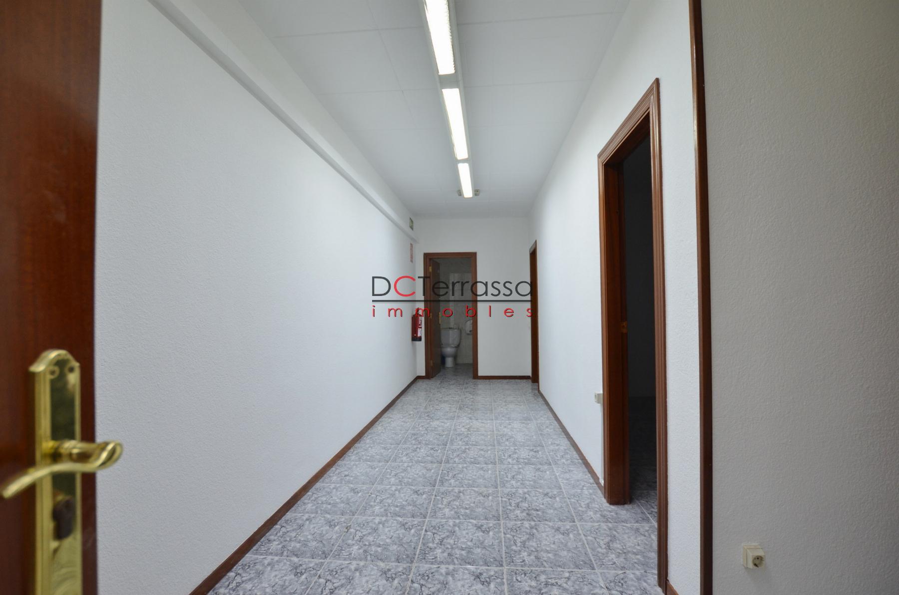Venda de local comercial a Terrassa
