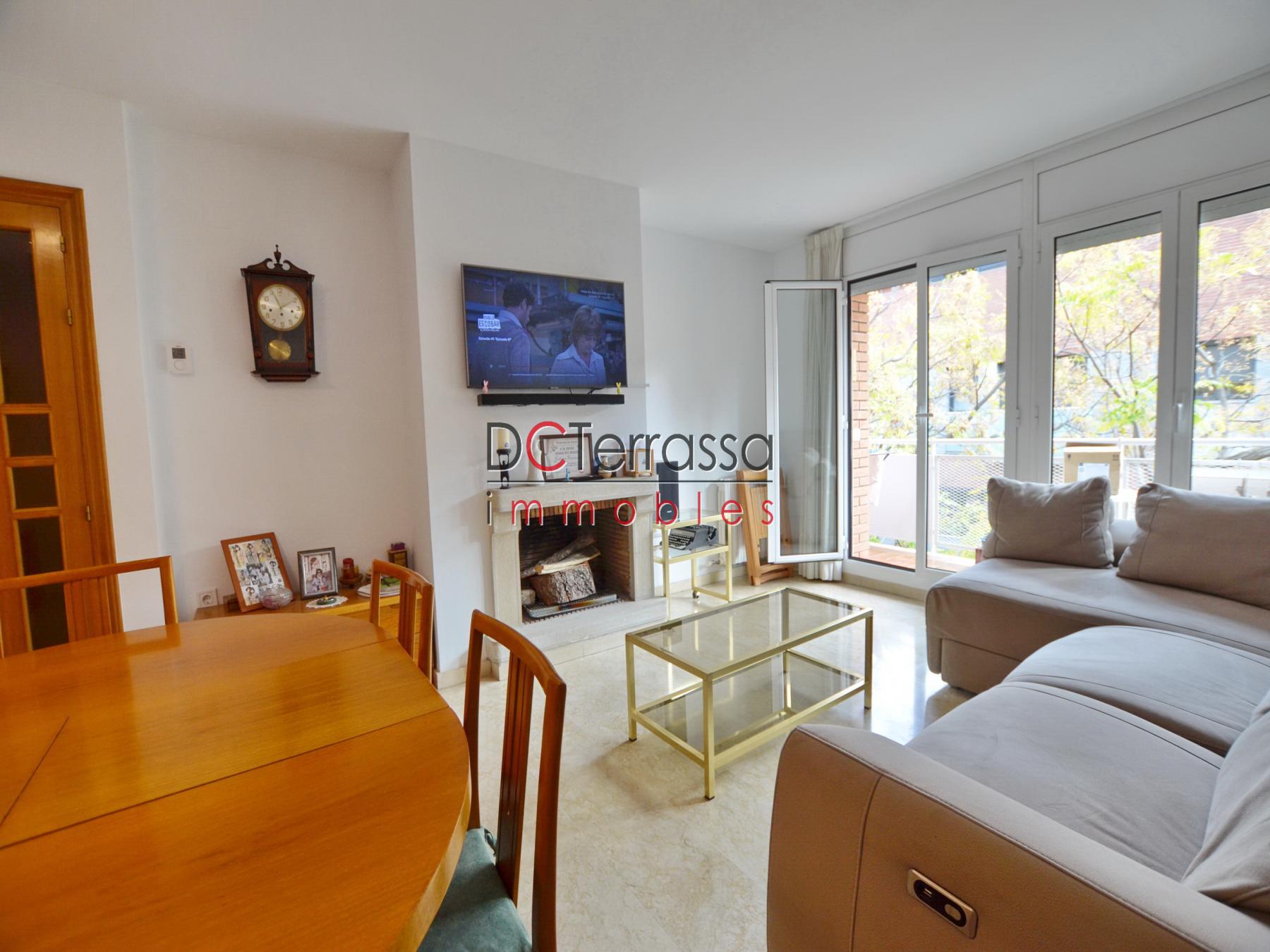 For sale of flat in Terrassa