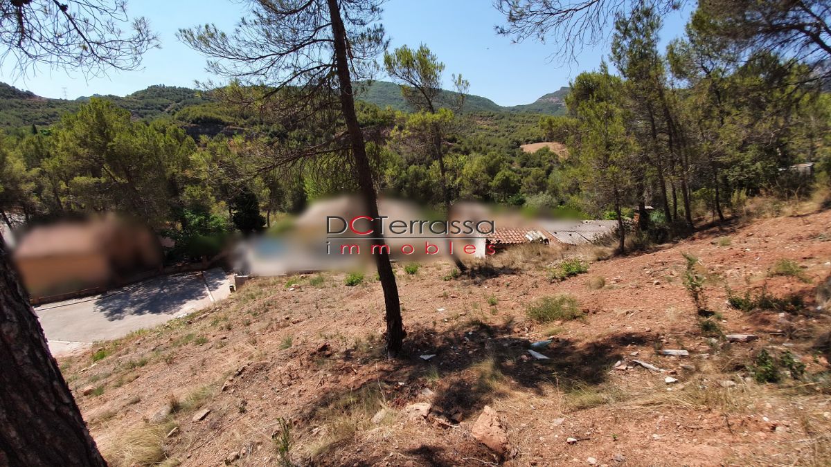 For sale of land in Vacarisses