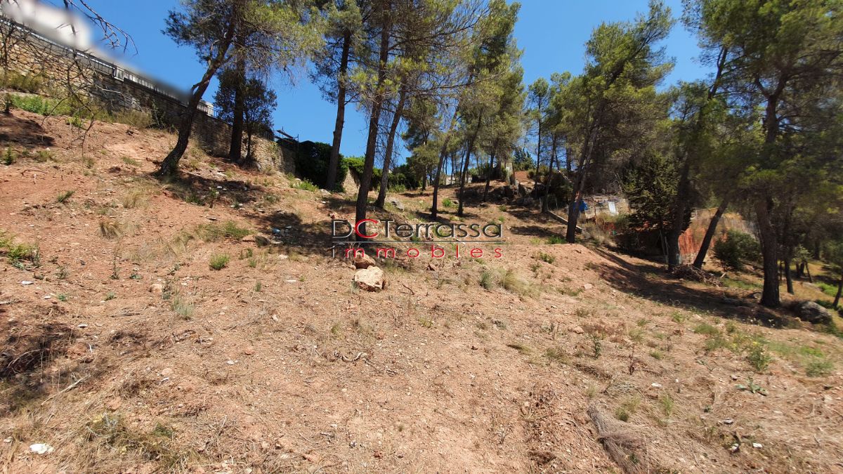 For sale of land in Vacarisses