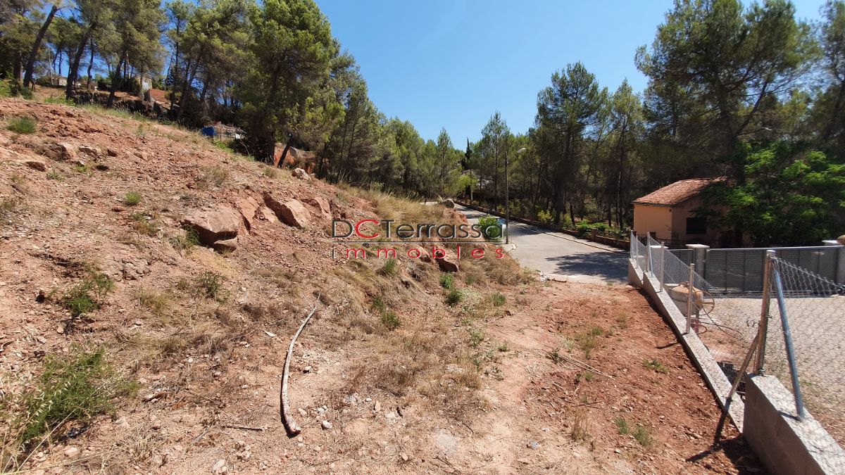 For sale of land in Vacarisses