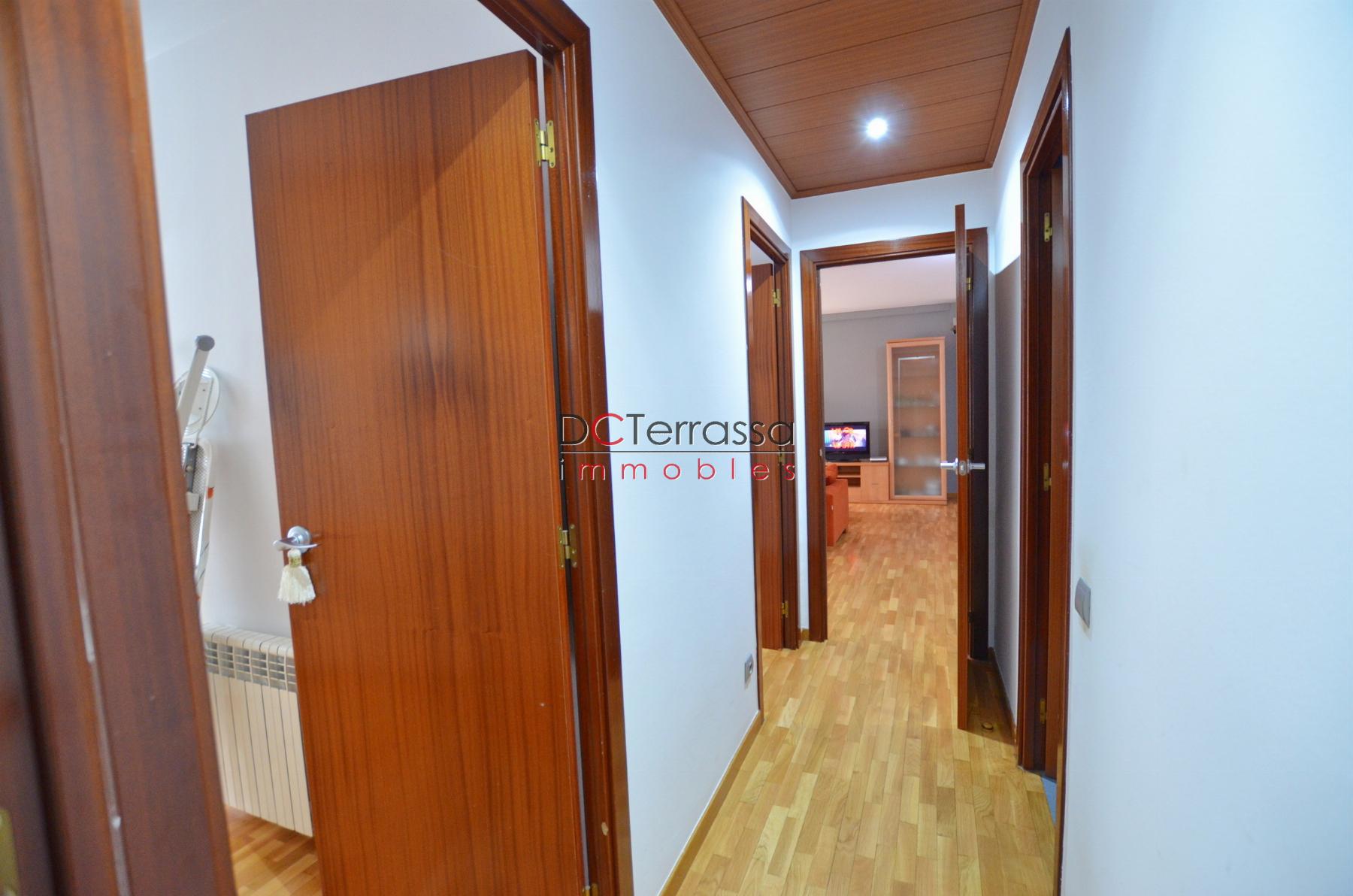 For sale of flat in Terrassa