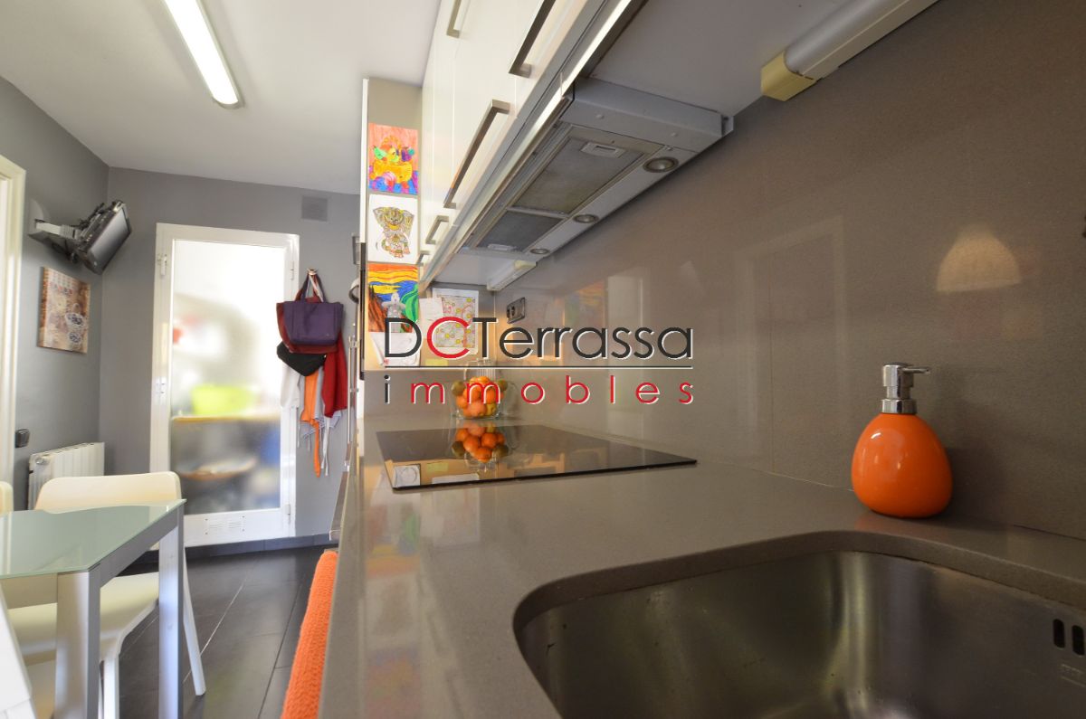 For sale of flat in Terrassa