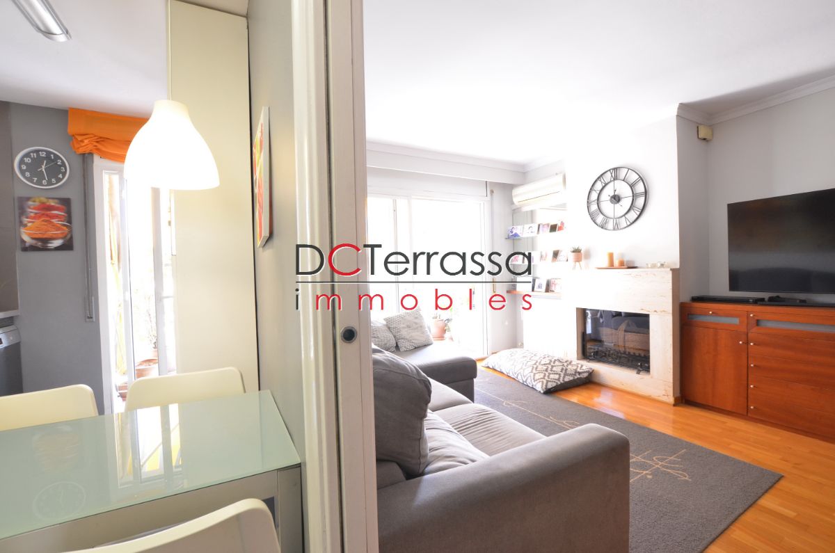 For sale of flat in Terrassa