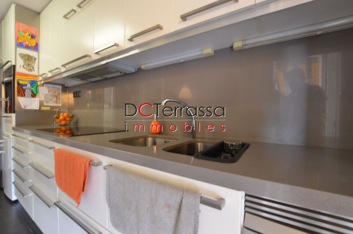 For sale of flat in Terrassa