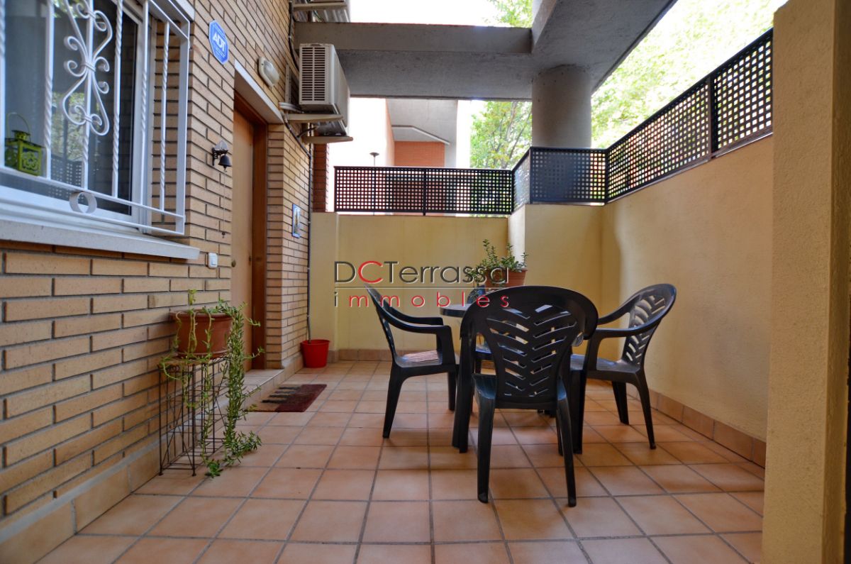 For sale of duplex in Terrassa
