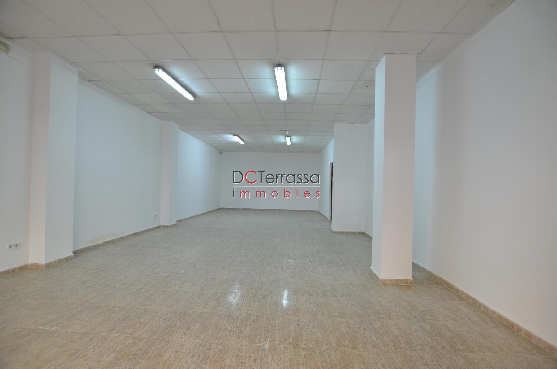 For rent of commercial in Terrassa