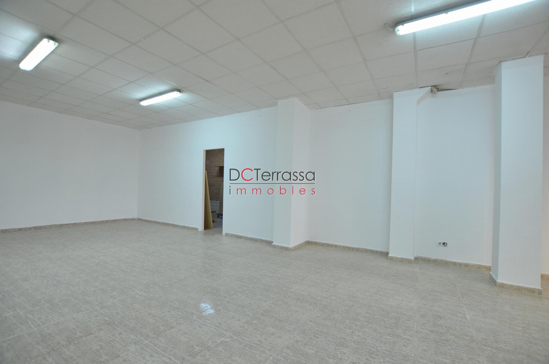 For rent of commercial in Terrassa