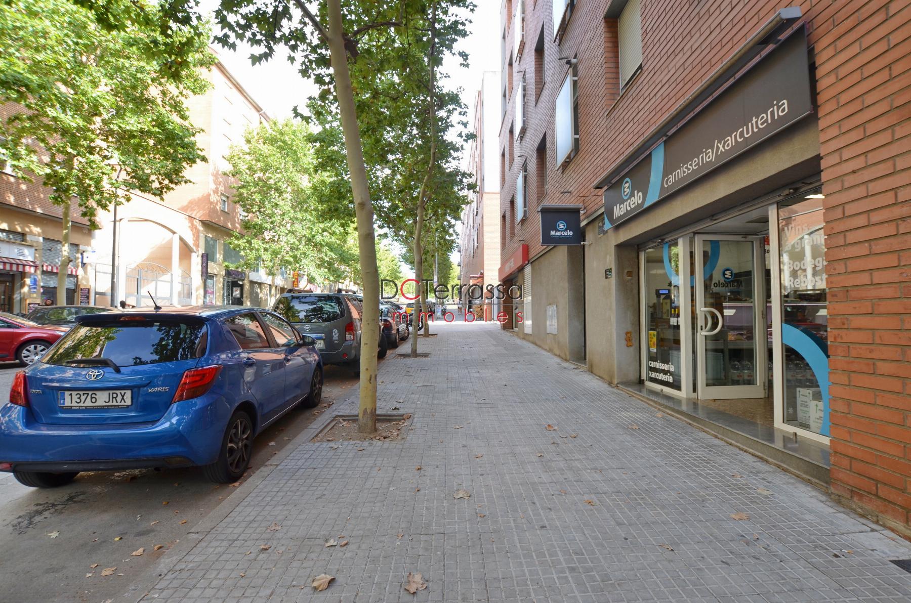 For rent of commercial in Terrassa