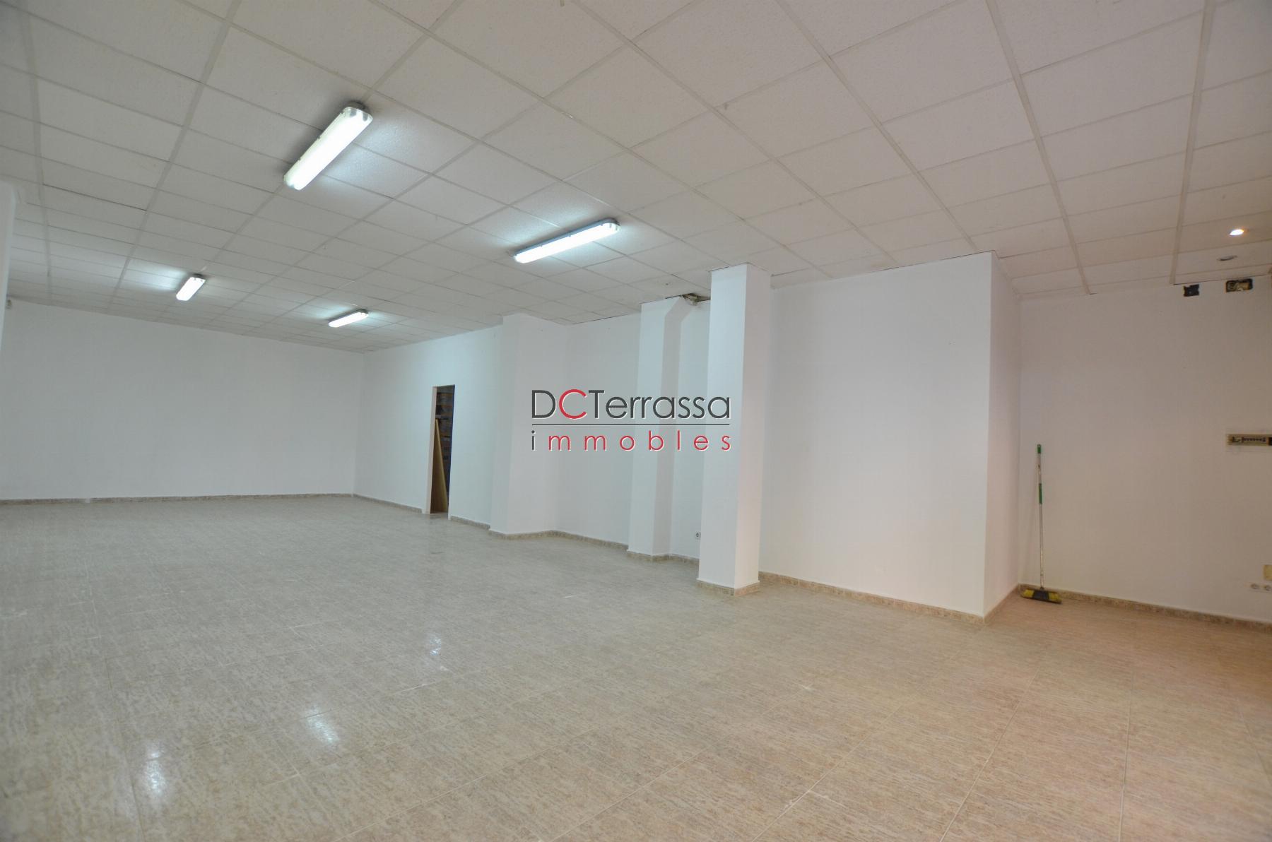 For rent of commercial in Terrassa