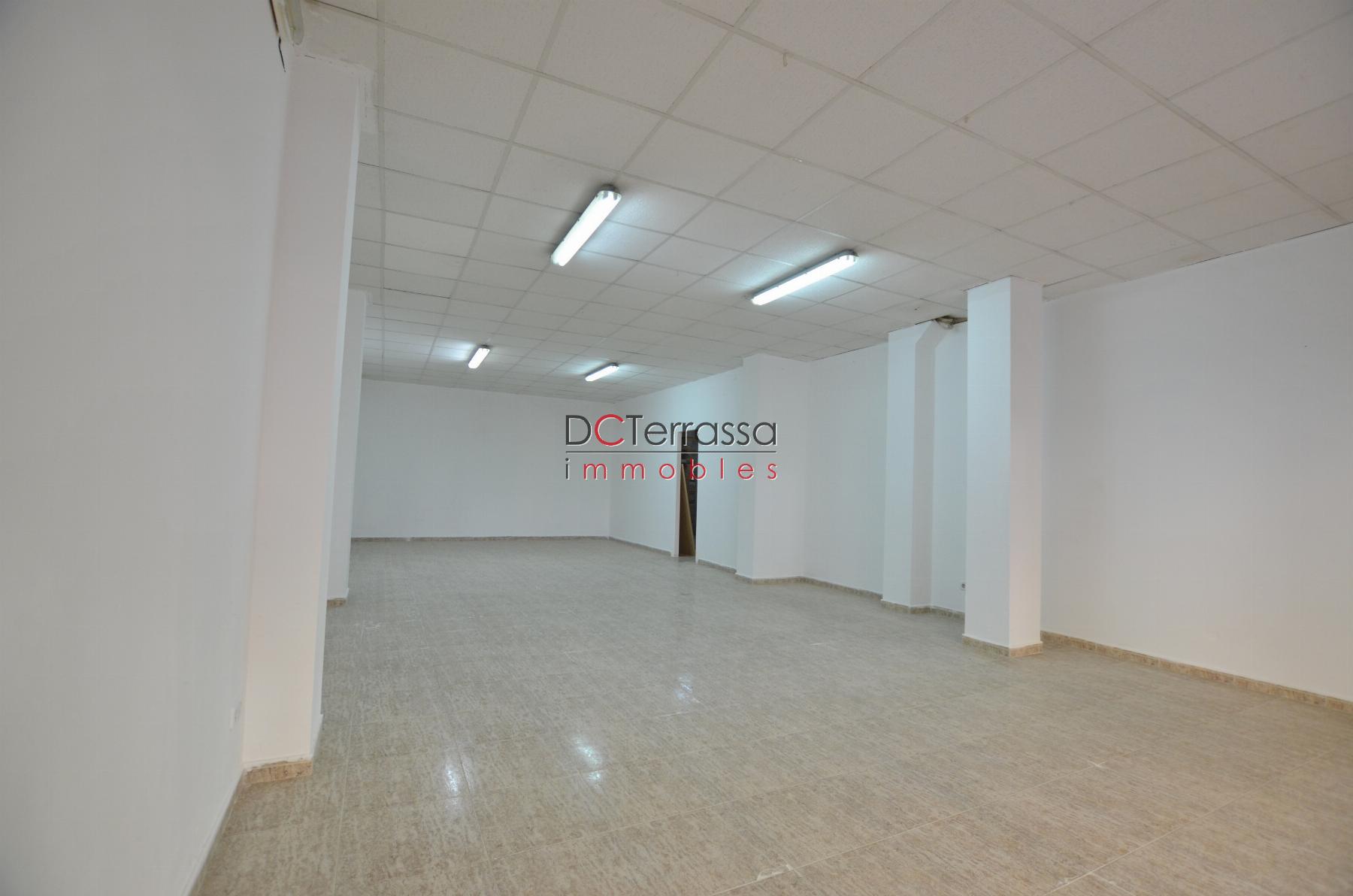 For rent of commercial in Terrassa