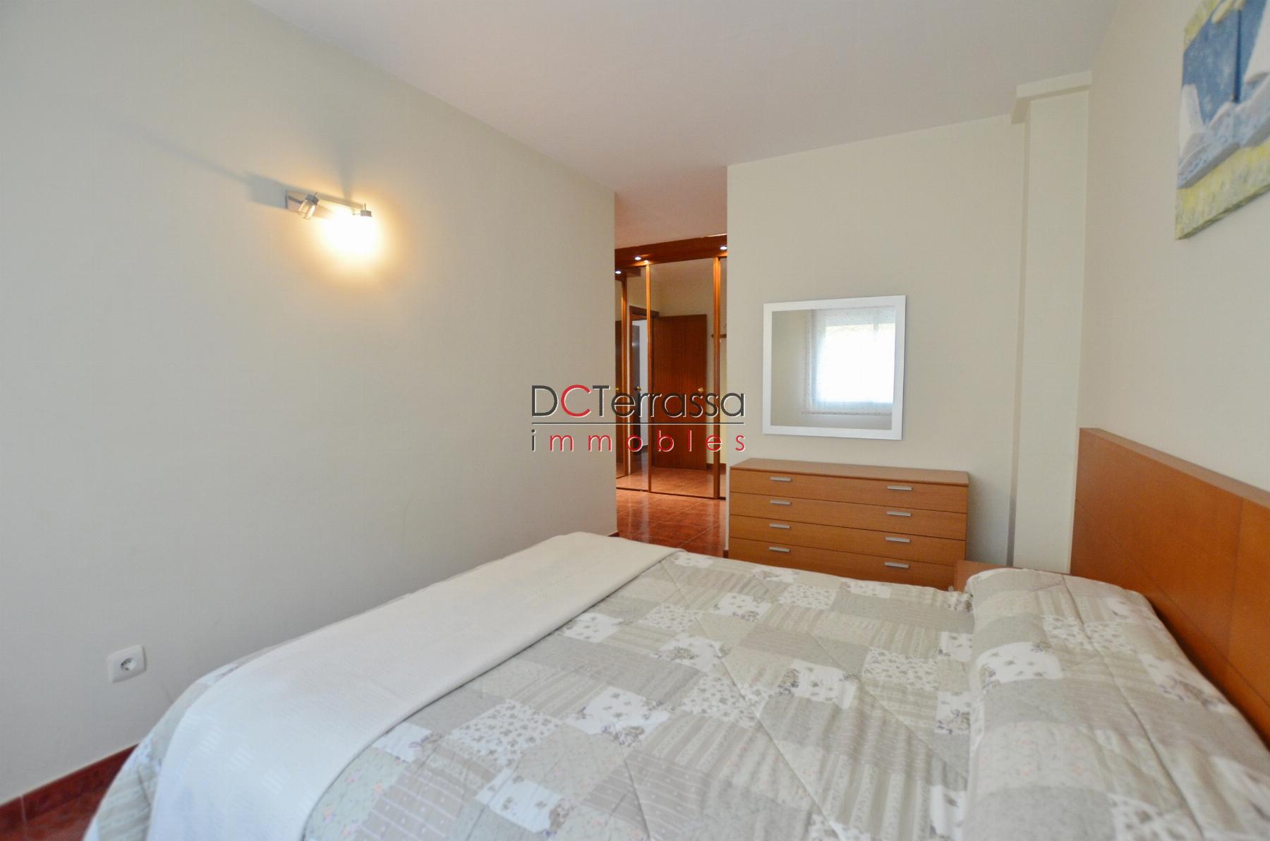 For sale of flat in Terrassa
