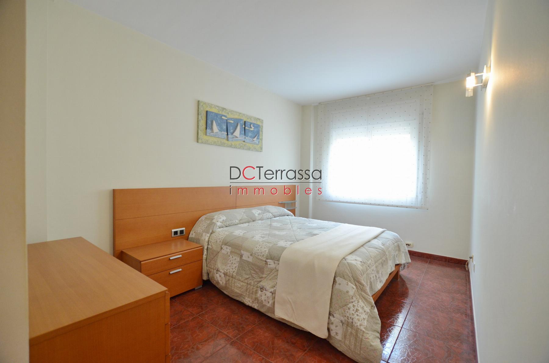 For sale of flat in Terrassa