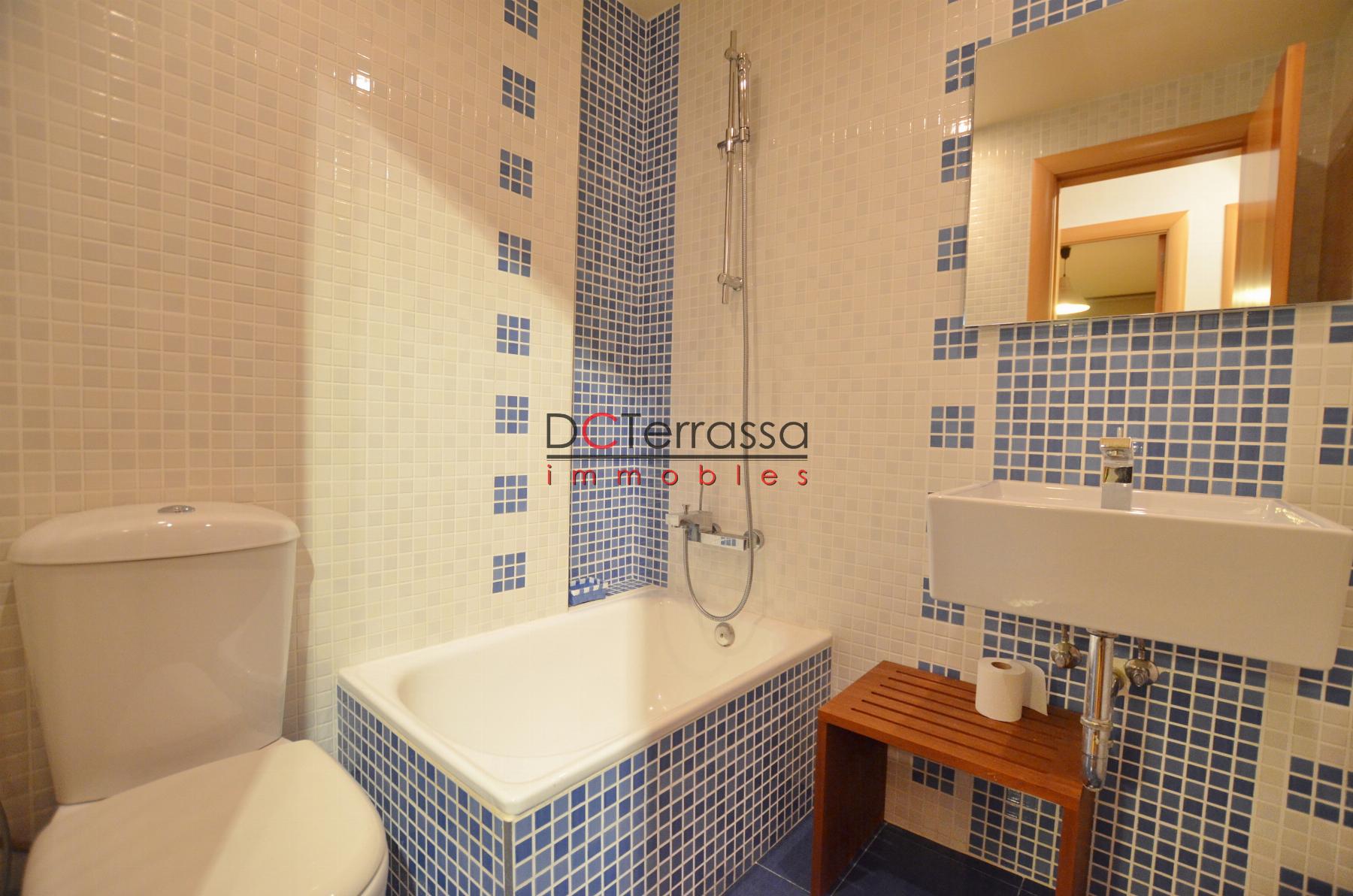 For sale of flat in Terrassa