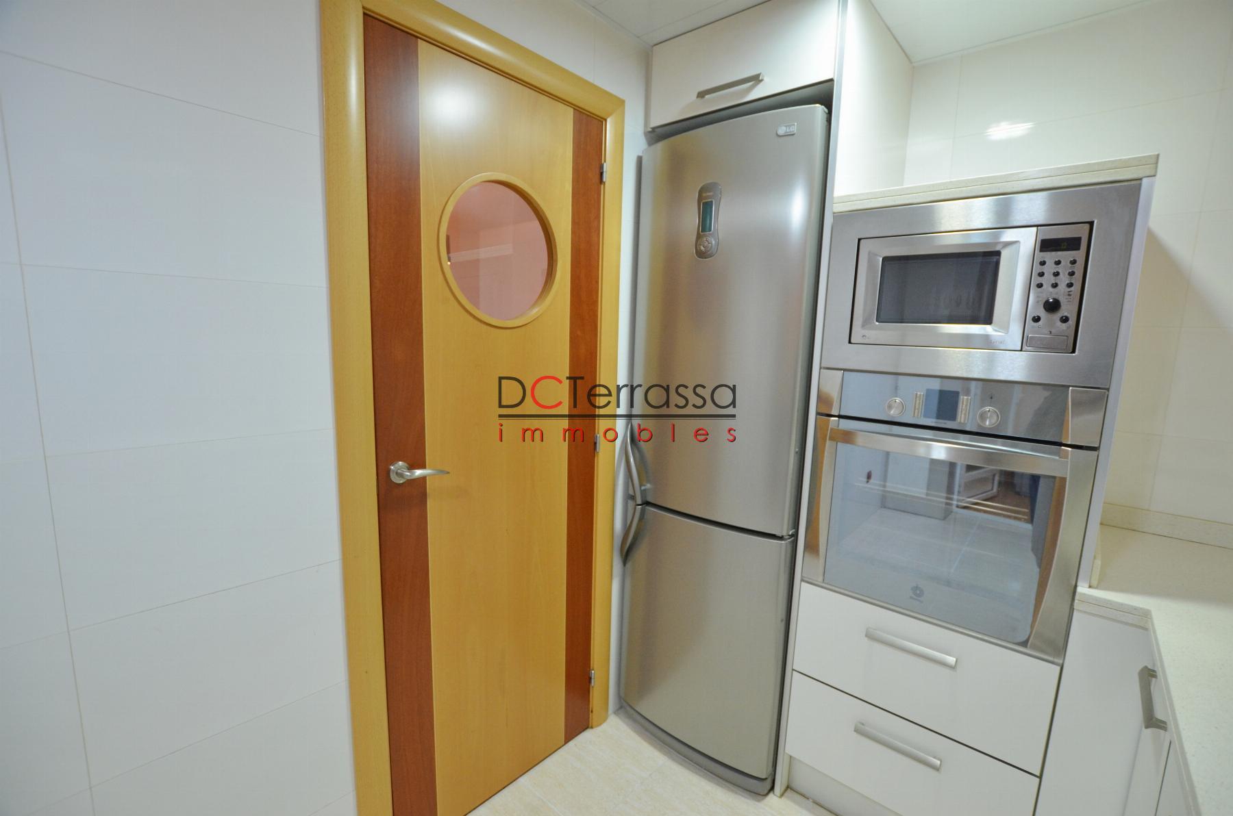 For sale of flat in Terrassa