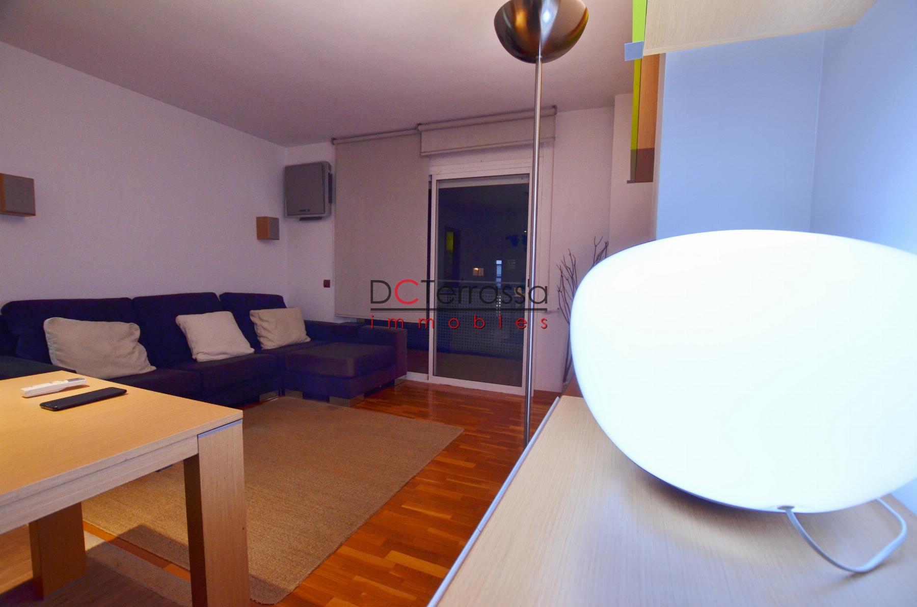 For sale of flat in Terrassa