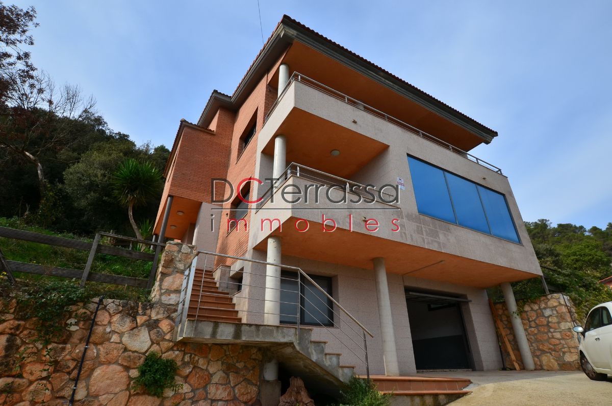 For sale of house in Terrassa