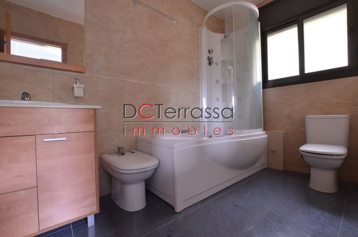 For sale of house in Terrassa