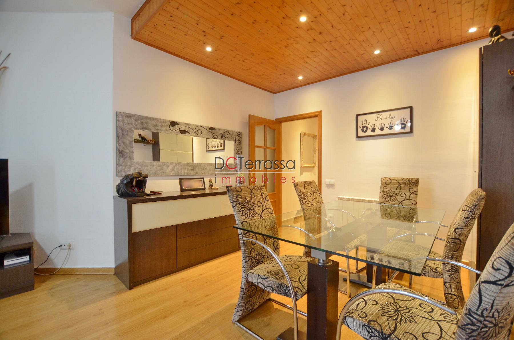 For sale of flat in Terrassa