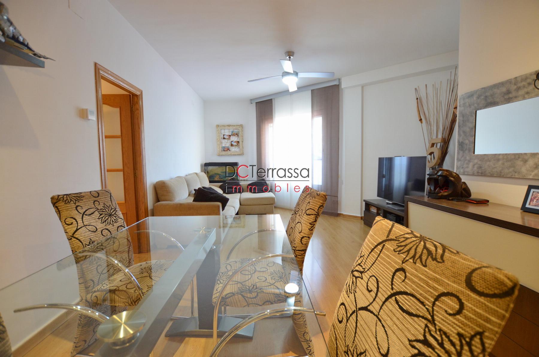 For sale of flat in Terrassa