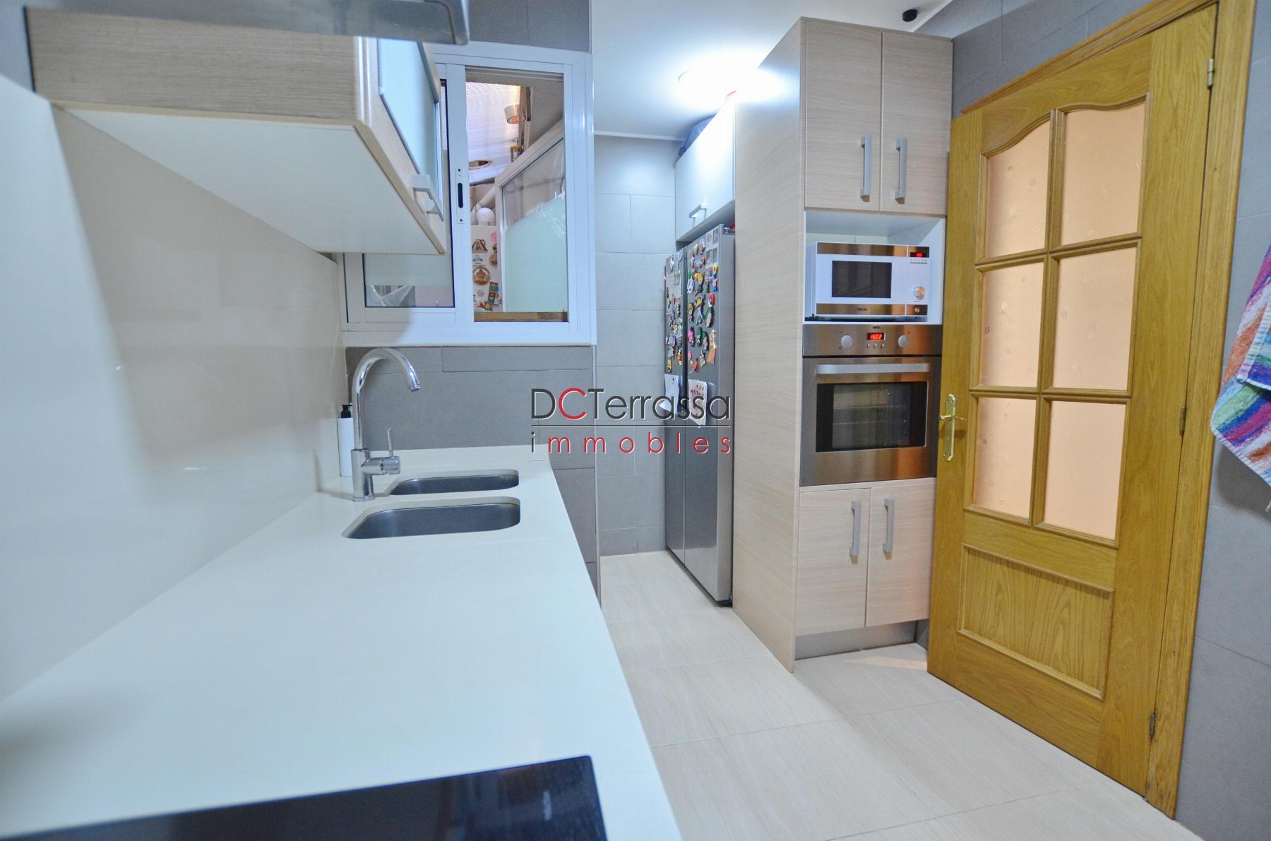 For sale of flat in Terrassa