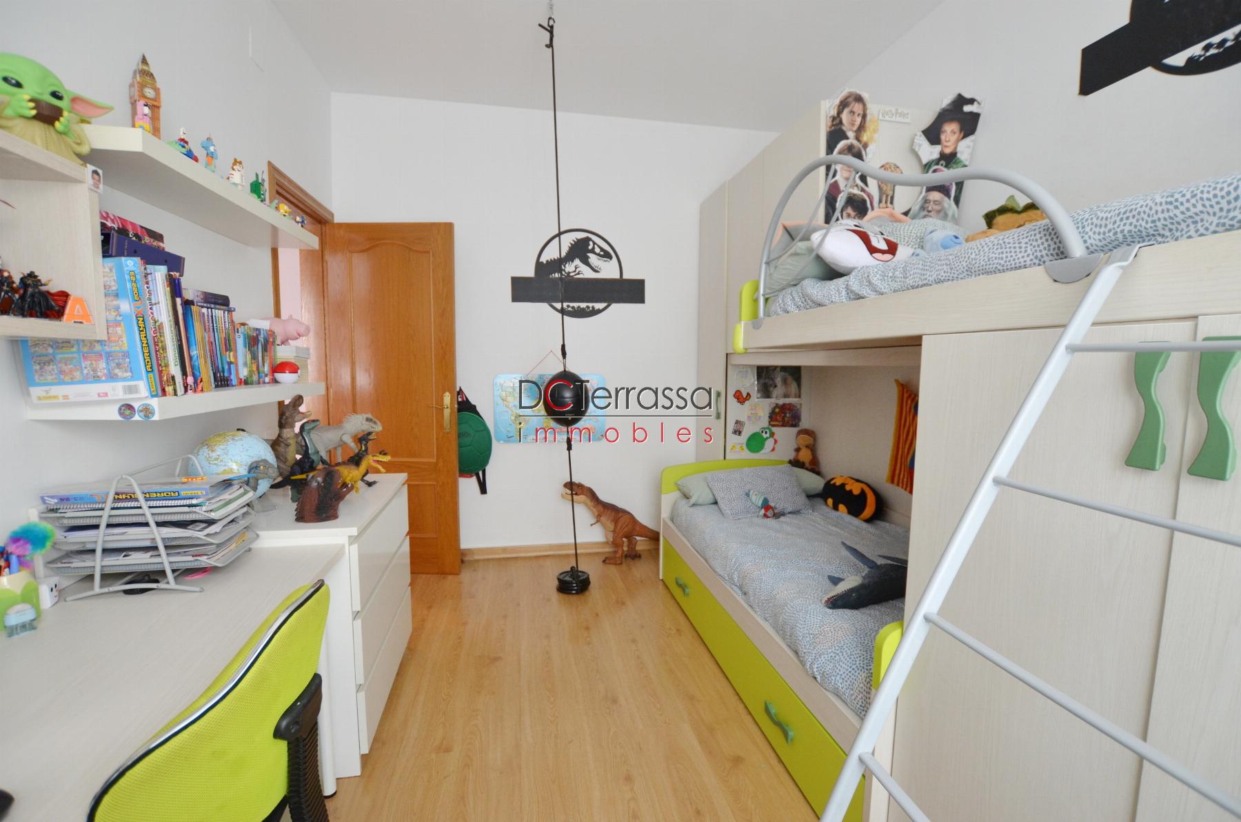 For sale of flat in Terrassa