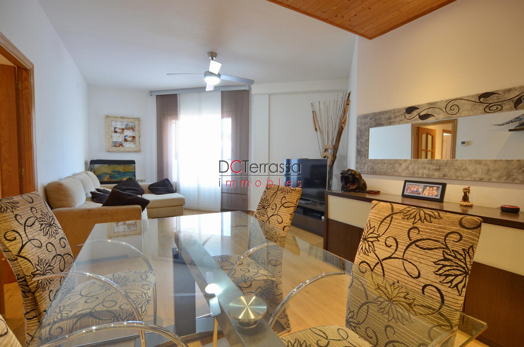 For sale of flat in Terrassa