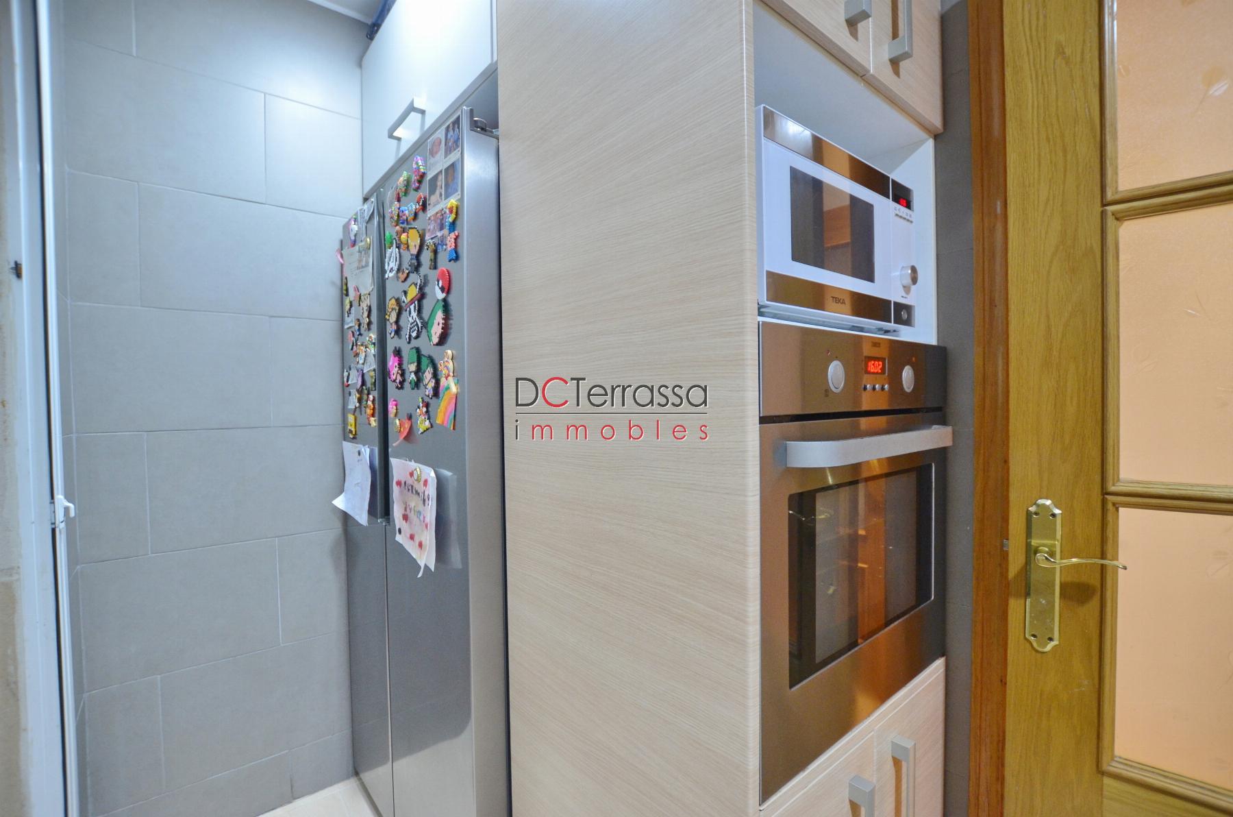 For sale of flat in Terrassa