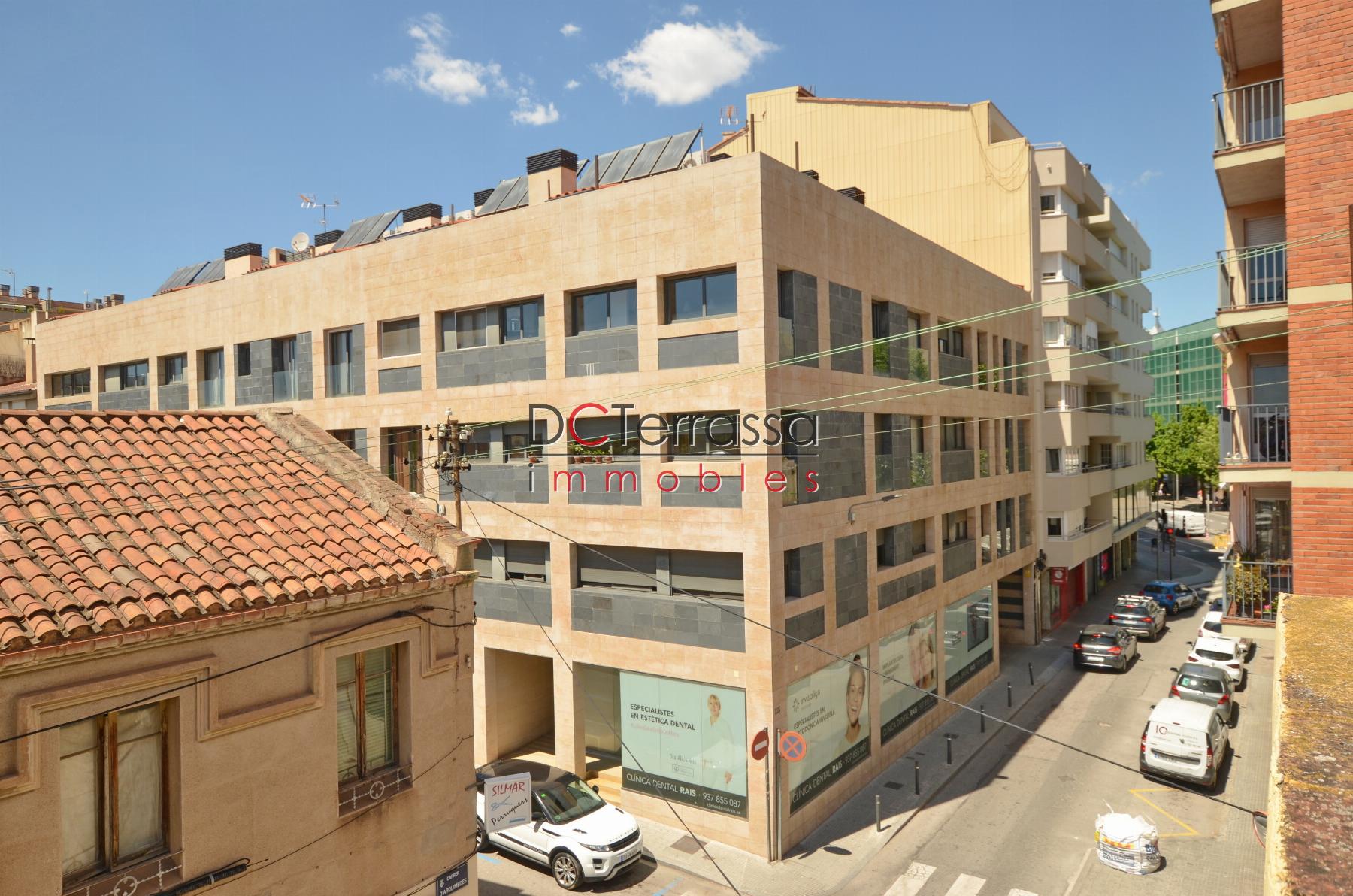 For rent of commercial in Terrassa